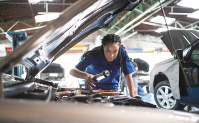 Redesigned Training Program Helps Recruit and Retain Top Talent for Global Automotive Manufacturer